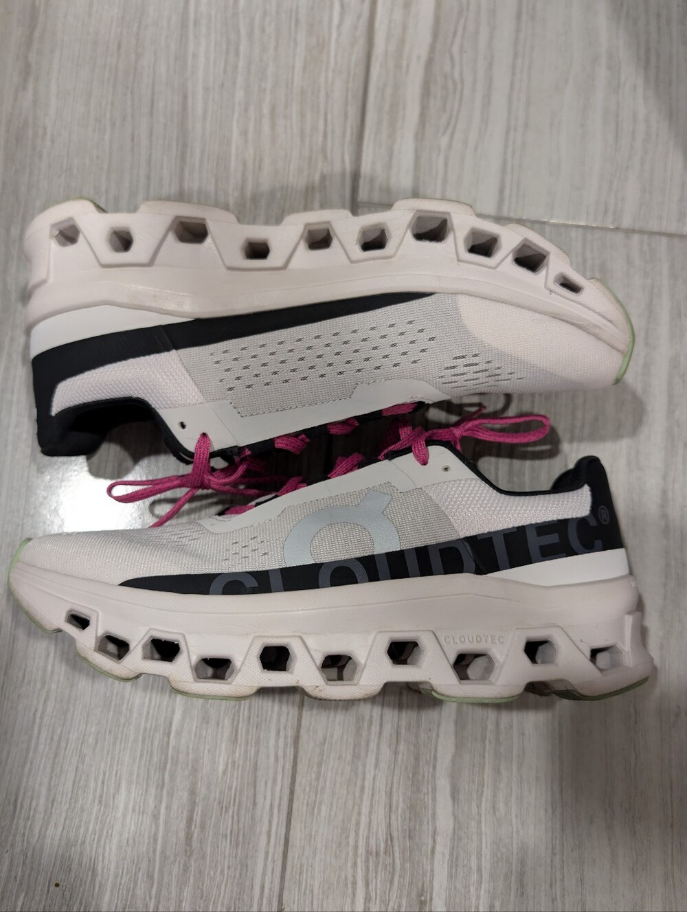ON Cloudmonster 2 Sz 10.5